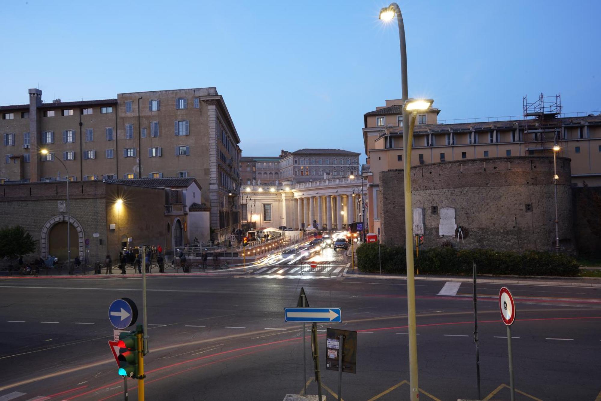 Lux Vatican Suite In Front Of Saint Peter! Рим Экстерьер фото